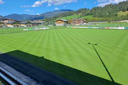 Umwandlung Kunstrasen in Naturrasen Flachau