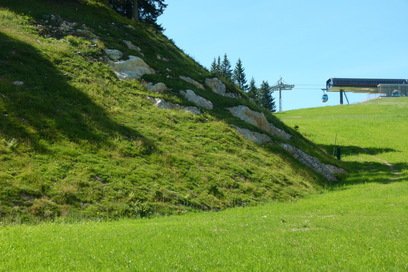 Donnerkogelbahn und Piste